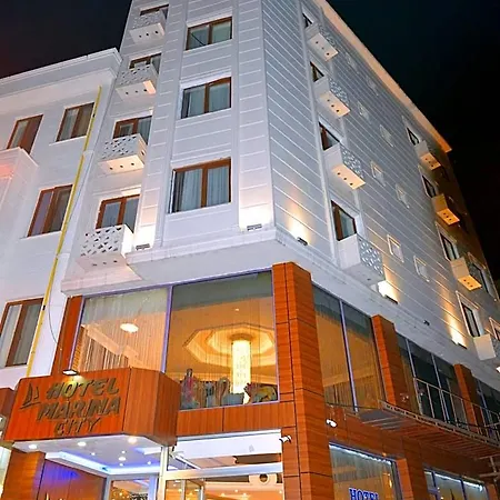 Marina Hotel