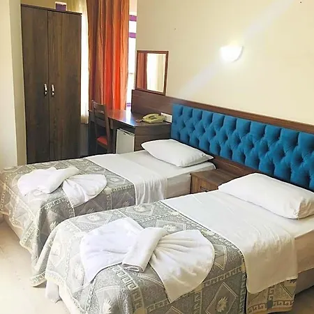 Marina Hotel