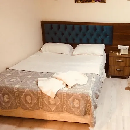 Marina Hotel