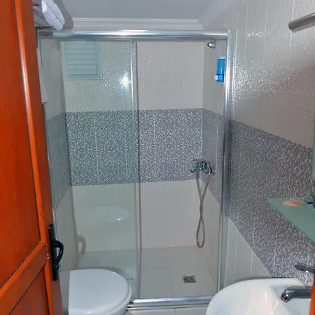 Hotel Marina 2*